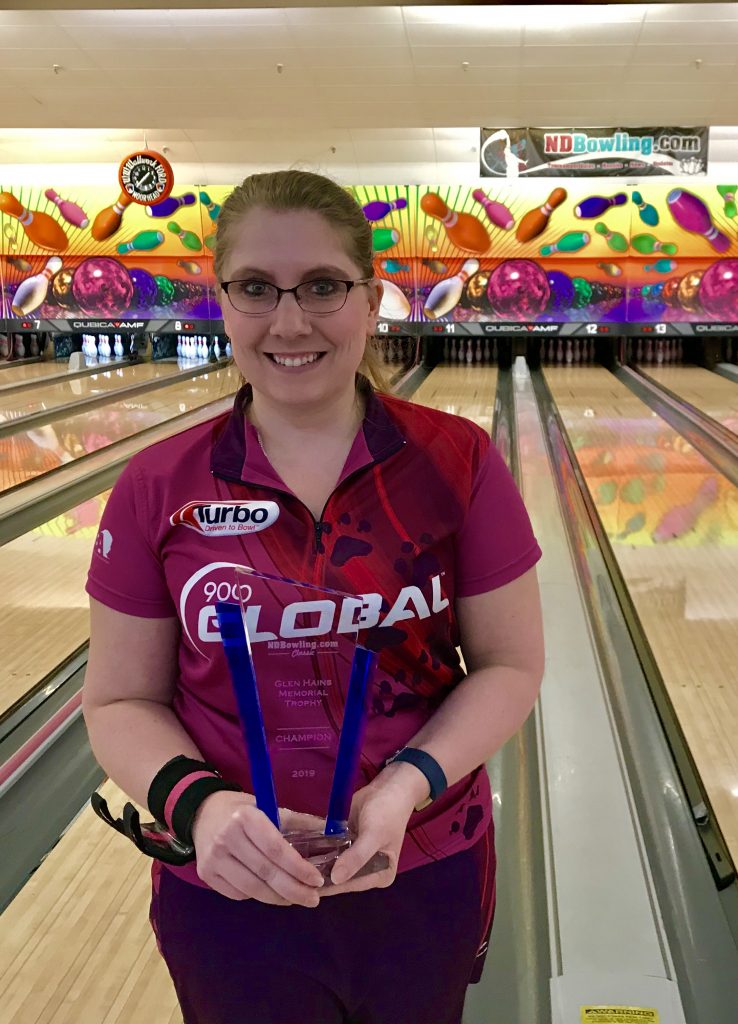 Pashina Makes History at NDBowling.com Classic